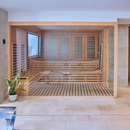The Olive Boutique Suites & Spa Cala Llonga  Bagian luar foto