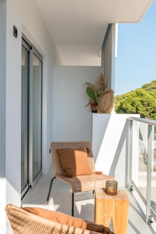 The Olive Boutique Suites & Spa Cala Llonga  Bagian luar foto