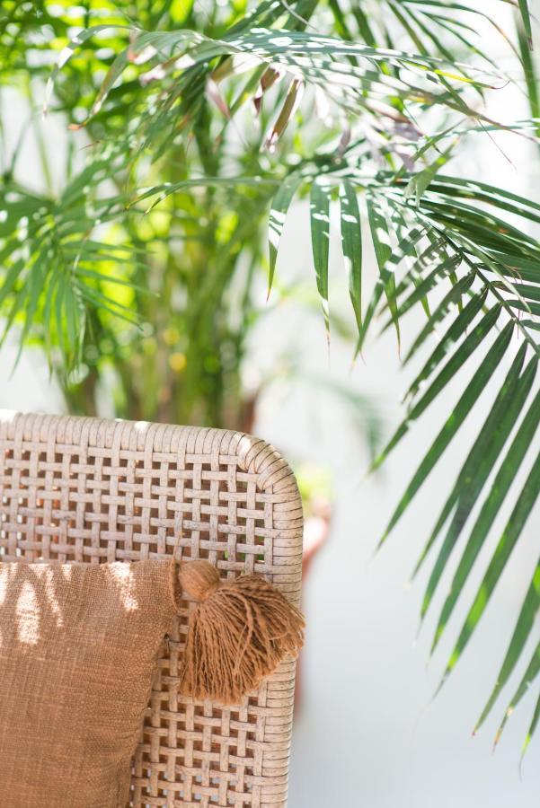 The Olive Boutique Suites & Spa Cala Llonga  Bagian luar foto