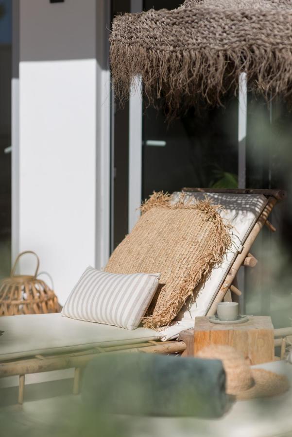 The Olive Boutique Suites & Spa Cala Llonga  Bagian luar foto