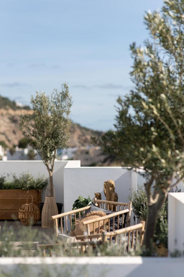 The Olive Boutique Suites & Spa Cala Llonga  Bagian luar foto