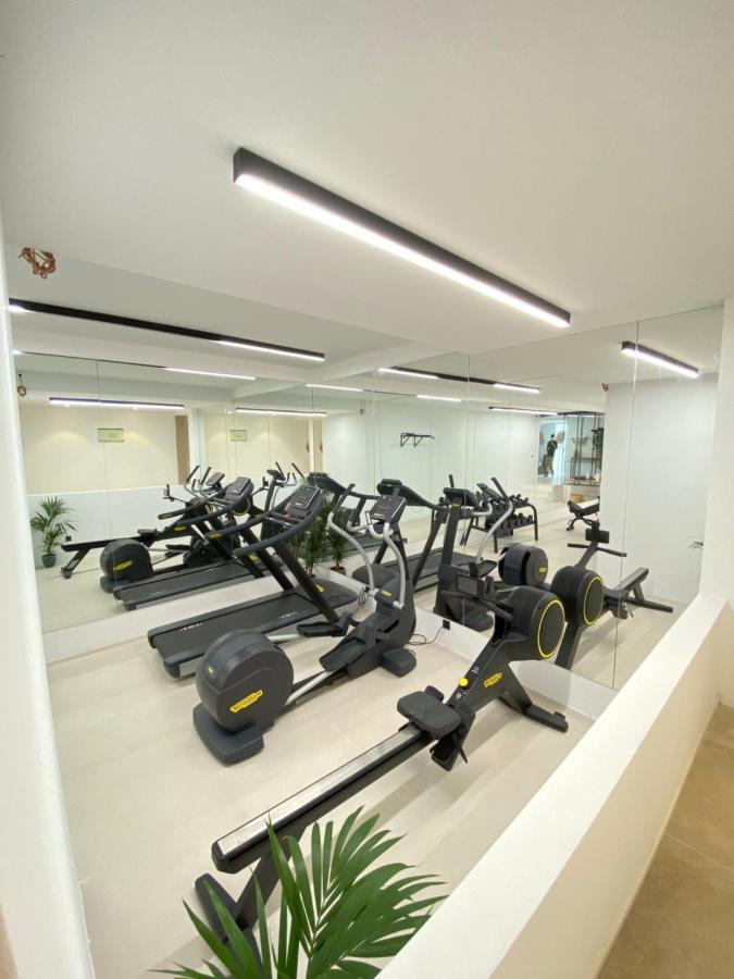 The Olive Boutique Suites & Spa Cala Llonga  Bagian luar foto