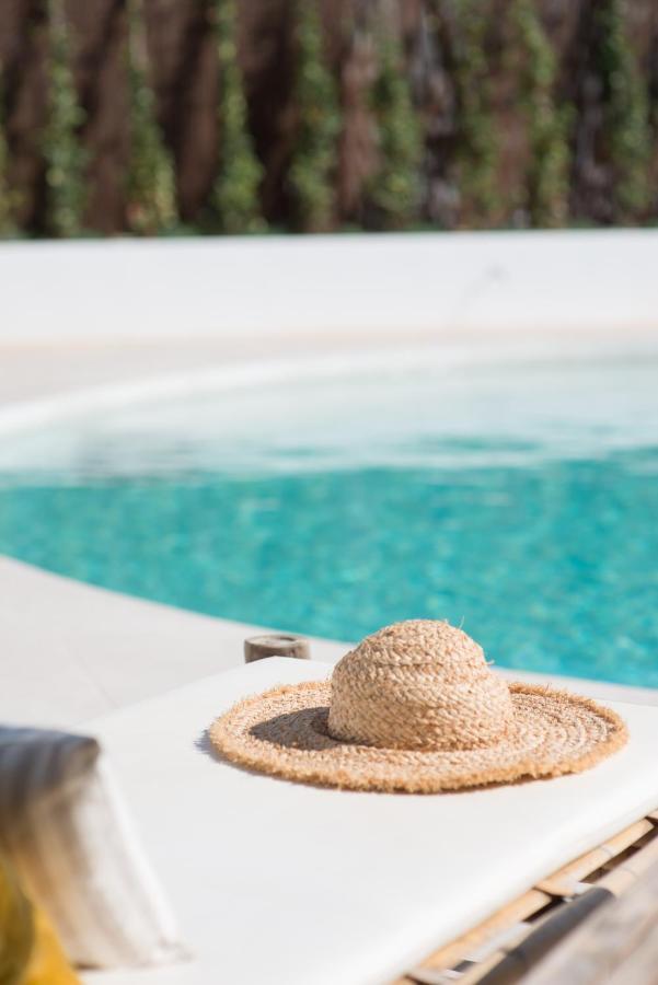The Olive Boutique Suites & Spa Cala Llonga  Bagian luar foto