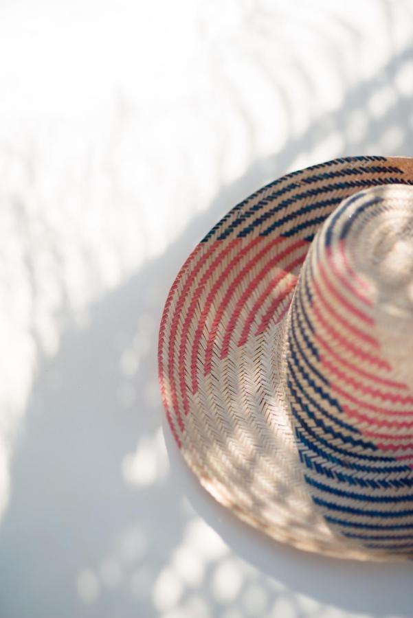 The Olive Boutique Suites & Spa Cala Llonga  Bagian luar foto