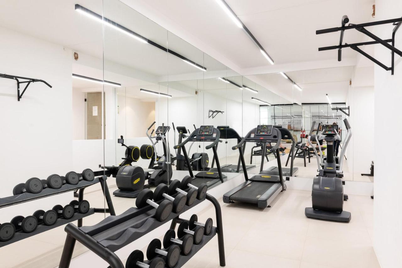 The Olive Boutique Suites & Spa Cala Llonga  Bagian luar foto