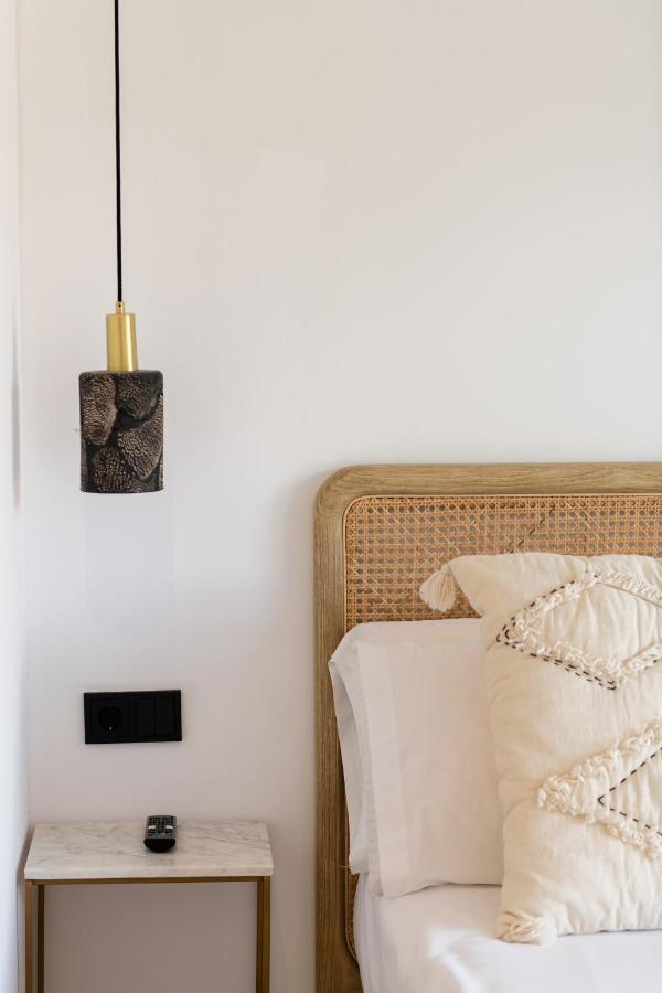 The Olive Boutique Suites & Spa Cala Llonga  Bagian luar foto
